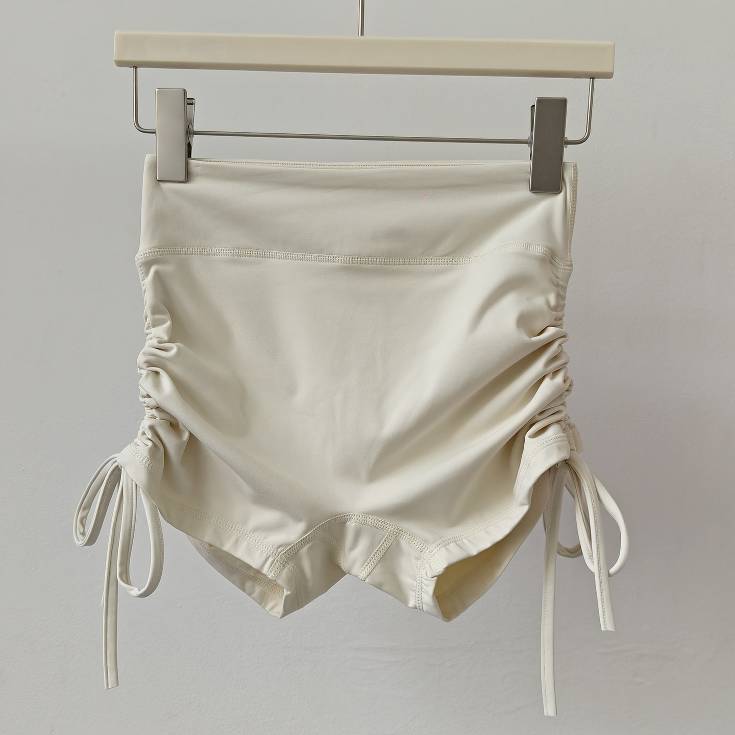 High-waisted yogashorts voor d - Pilates Yoga Hot recensie en prijs