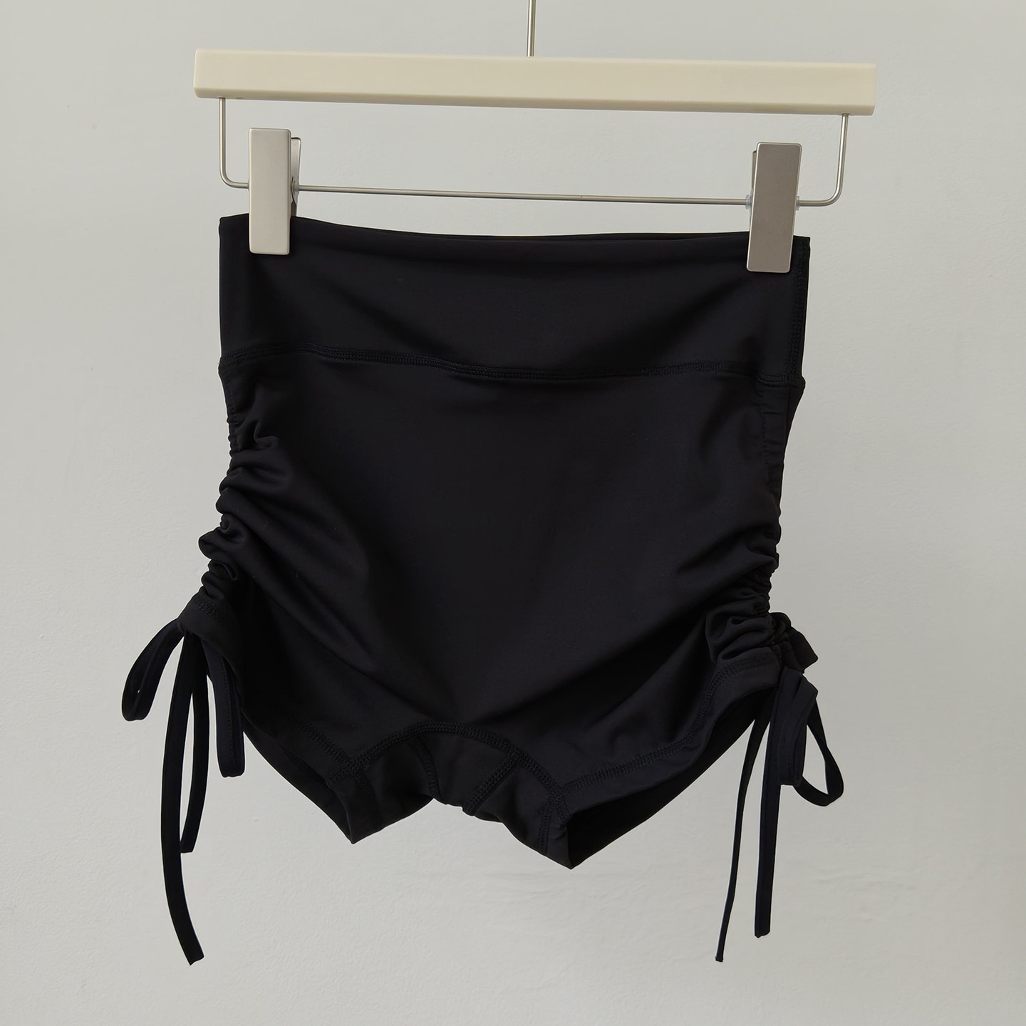 High-waisted yogashorts voor d - Pilates Yoga Hot recensie en prijs